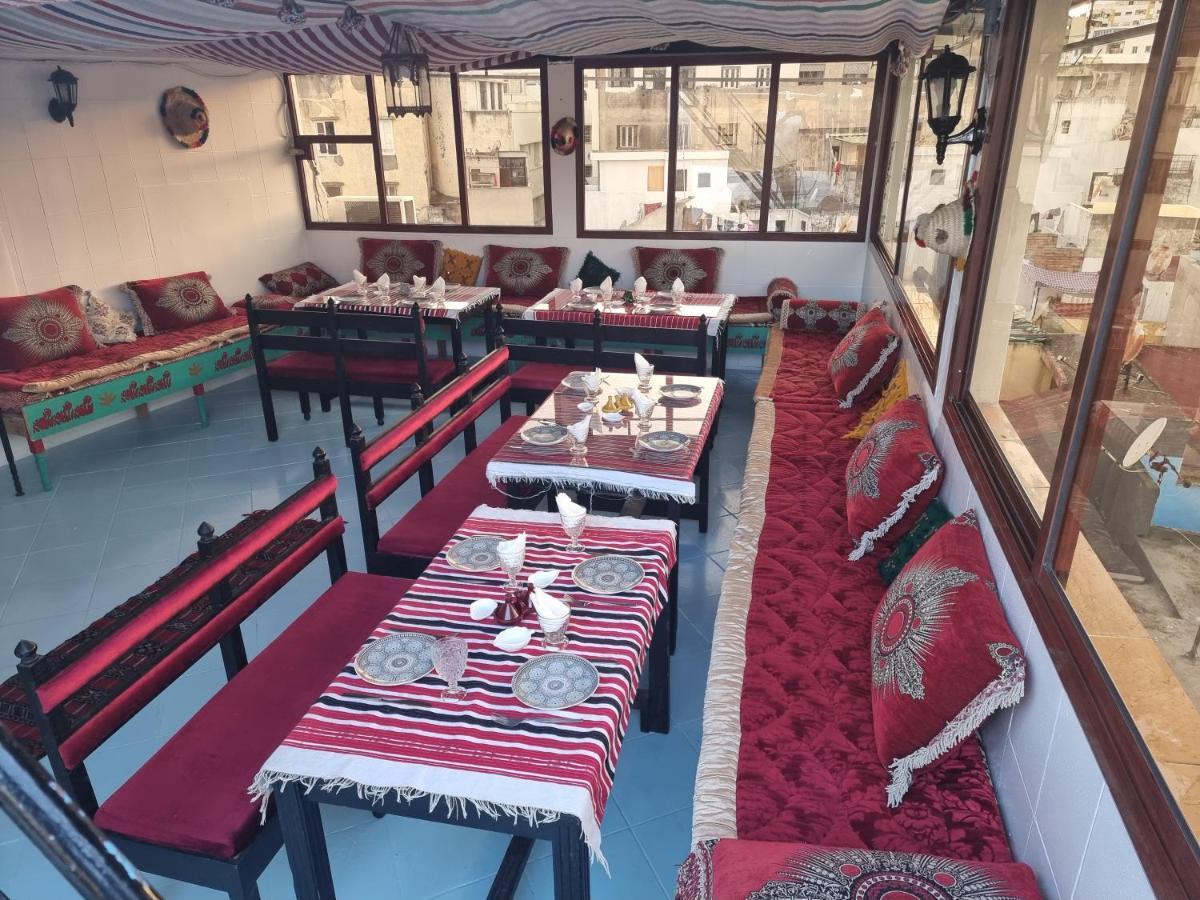 לינה וארוחת בוקר Dar Tanger Medina מראה חיצוני תמונה